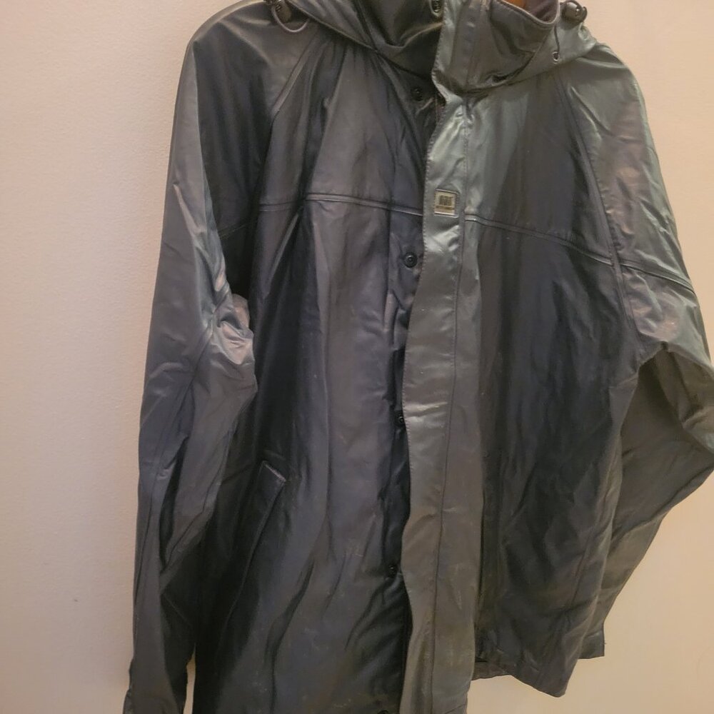 Helly Hansen Large Rain Jacket - image 5